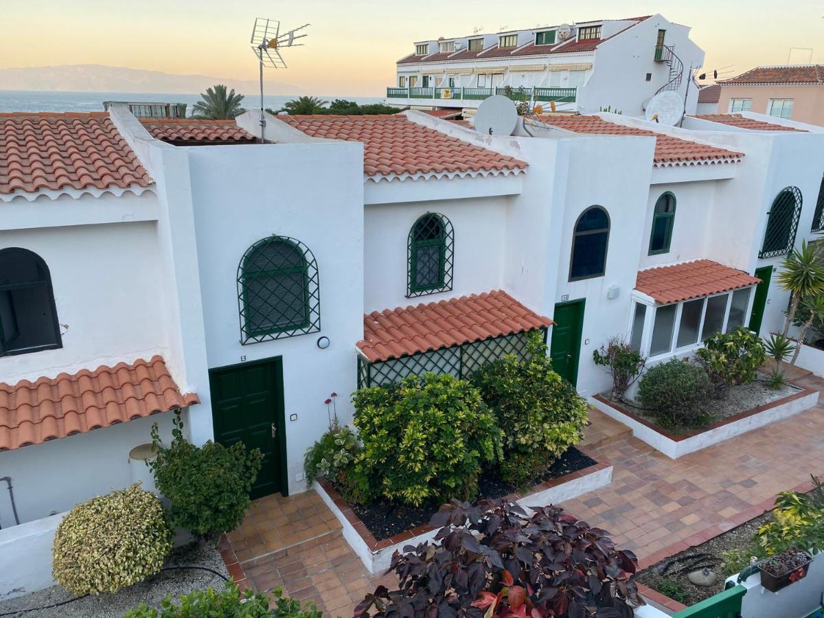 Holiday House Parque Azul Playa La Arena Free Wifi Puerto de Santiago  Εξωτερικό φωτογραφία